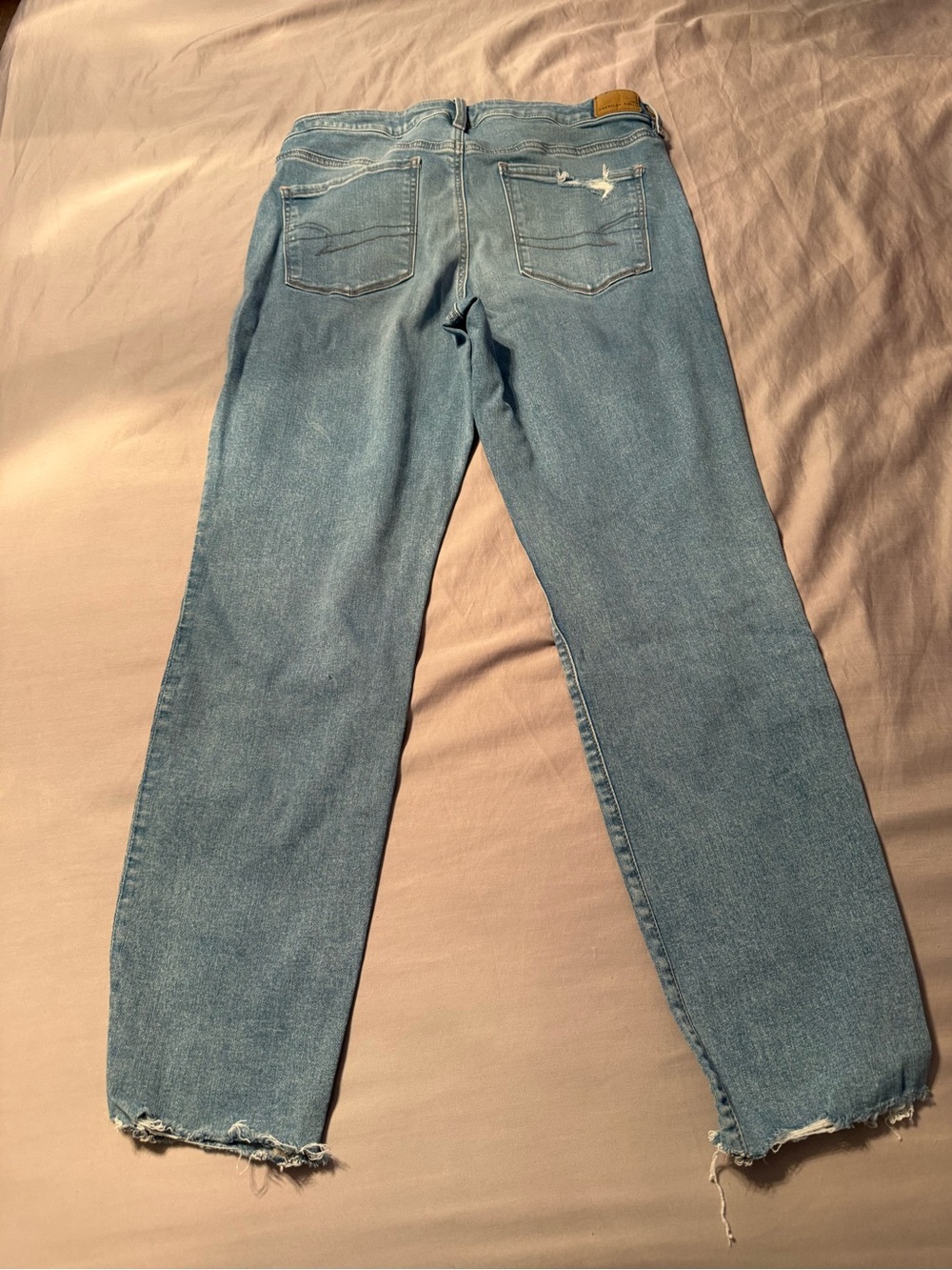 American Eagle Outfitters Light Blue Denim Jeans - Picture 2 of 4